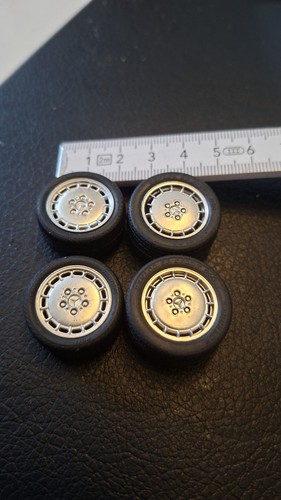 Modellbausatz räder reifen - modellbausatz,