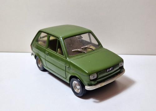 Politoys fiat 126 grün - fiat,