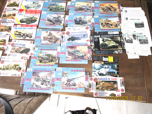 Konvolut 25x militärmodelle - konvolut,