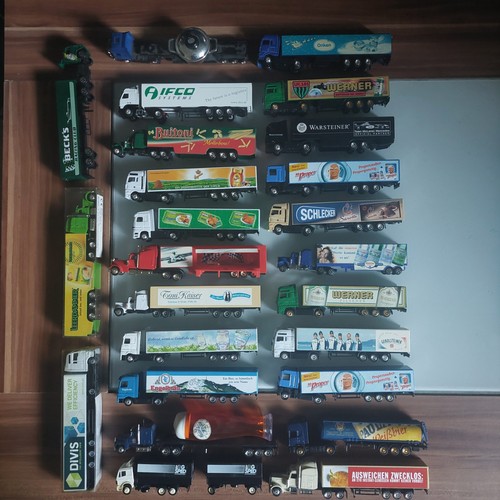 Große sammlung lkw modelle - große, 25