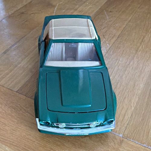 Polistil aston martin - aston, v8