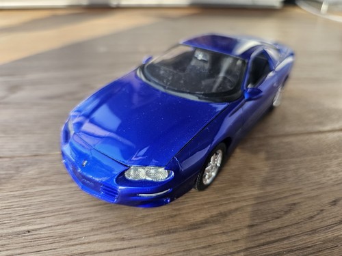 Revell chevrolet camaro 2002 - chevrolet,
