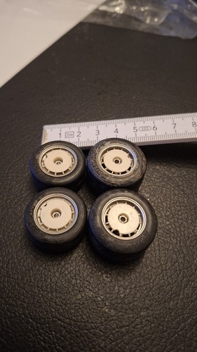 Modellbausatz räder reifen - modellbausatz,